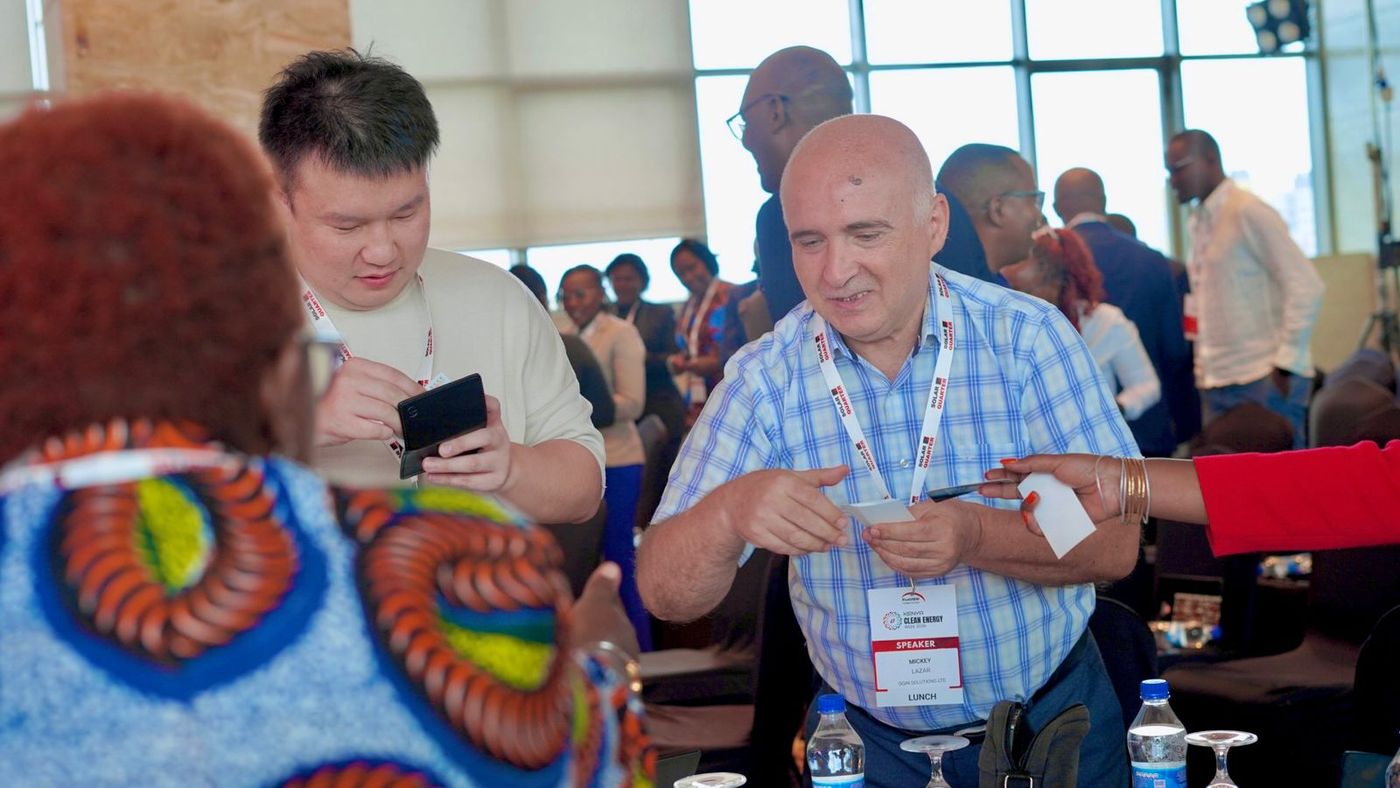 Networking between sessions